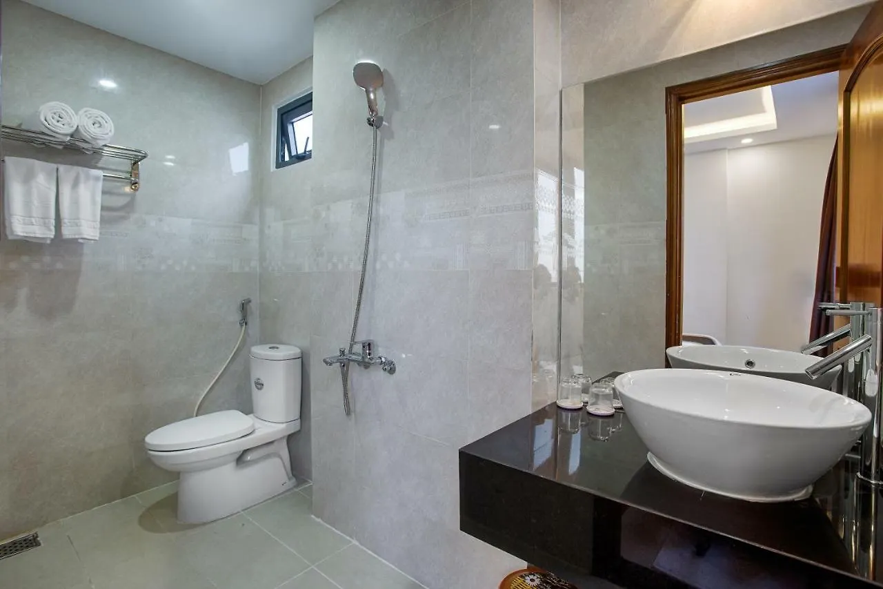 **  Sky Star Hotel Da Nang Vietnam